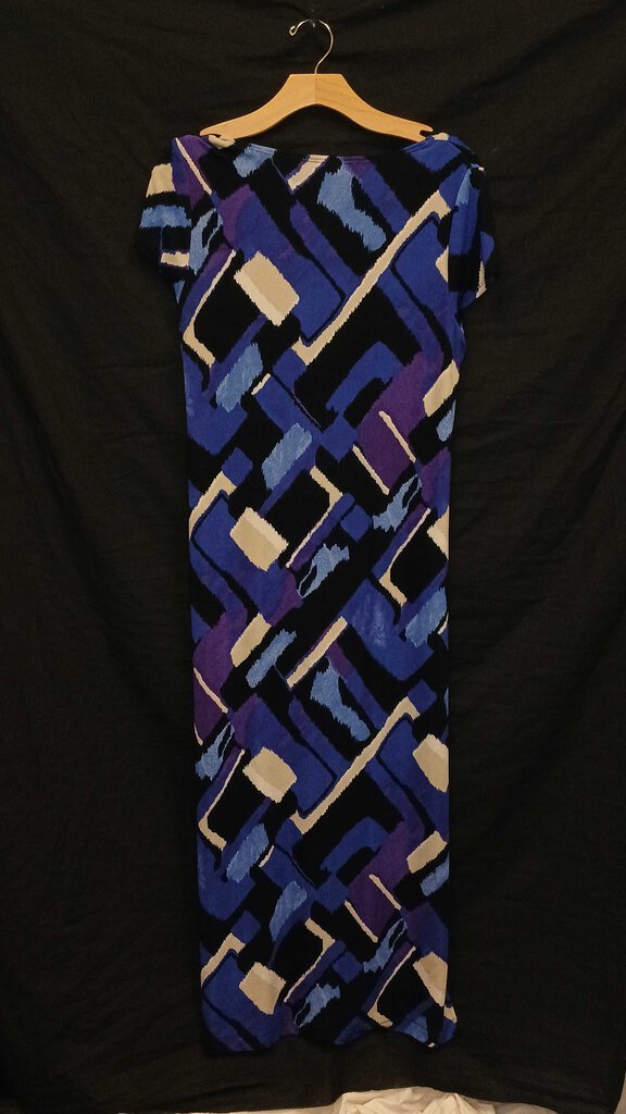 Chicos Long Length Short Sleeved Dress