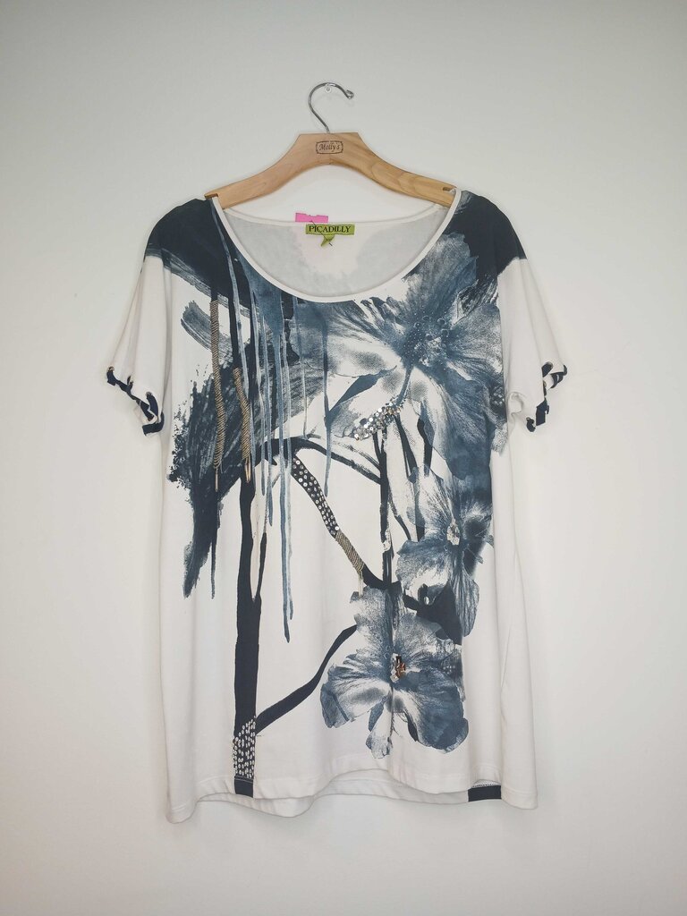 Short Sleeve Pattern Top
