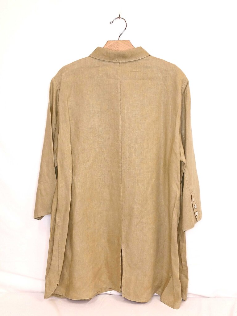 Soft Surroundings Long Sleeve Button Up