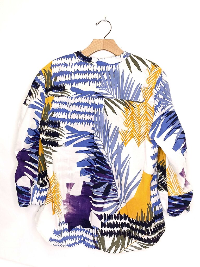 Chicos Long Sleeve Patterned Button Down