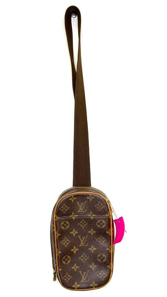 Louis Vuitton 2004 Pochette Gange Adjustable Strap