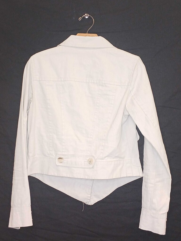 Cabi Long Sleeve 100% Linen Button Jacket