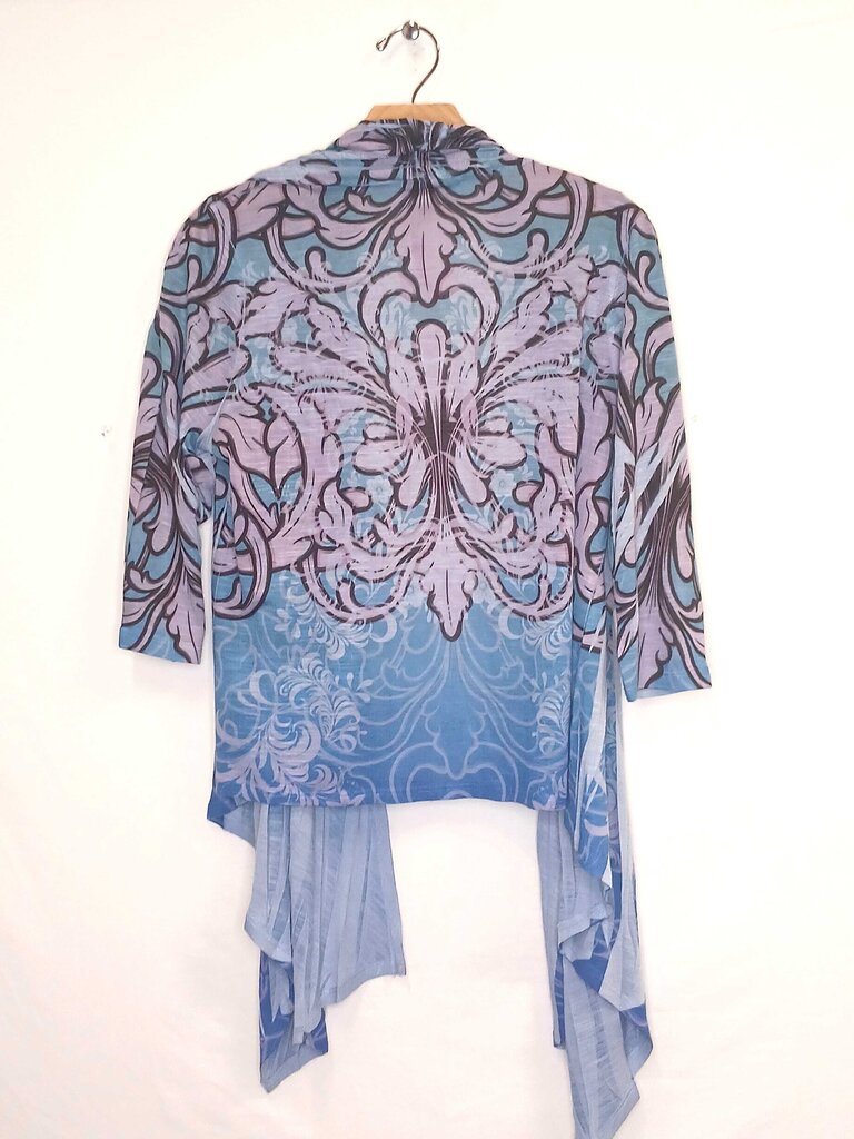 Patterned 3/4 Sleeve Cardigan