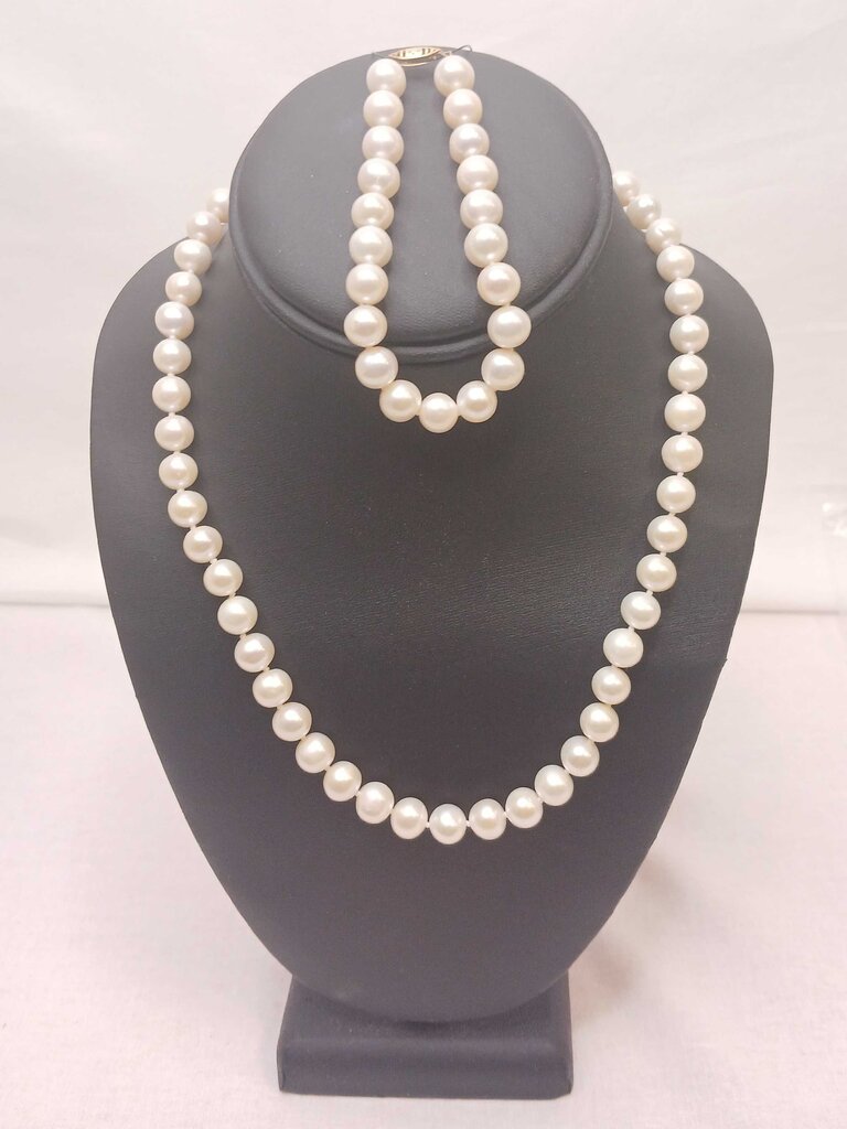 Cultured Pearl Fresh Water Pearl Necklace and Bracelet Set