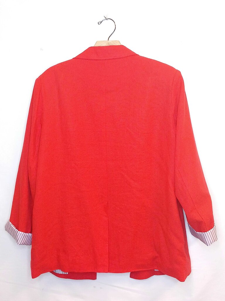 Halston Button Up 3/4 Sleeve Blazer