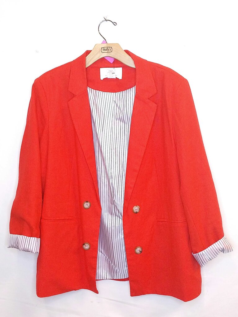 Halston Button Up 3/4 Sleeve Blazer
