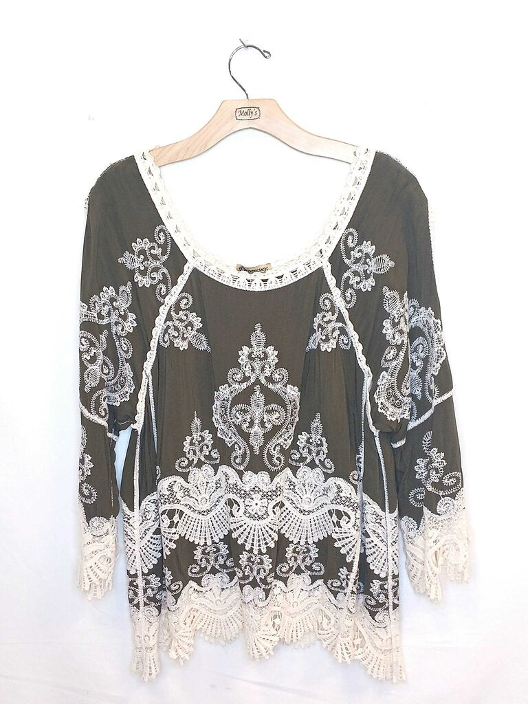 Democracy Loss Sleeve Embroidered Top