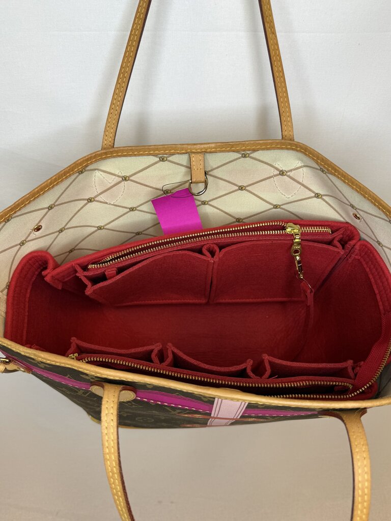 Louis Vuitton Neverfull MM Monogram Summer Trunks Collections