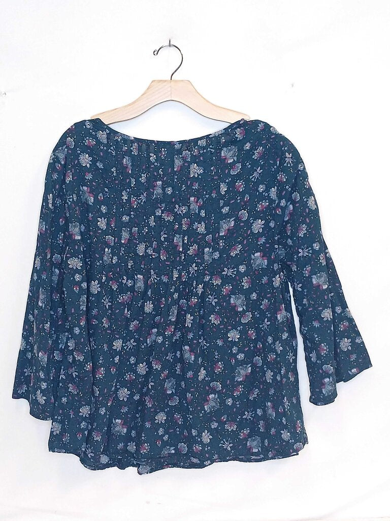 J Jill Bell Sleeve Patterned Top