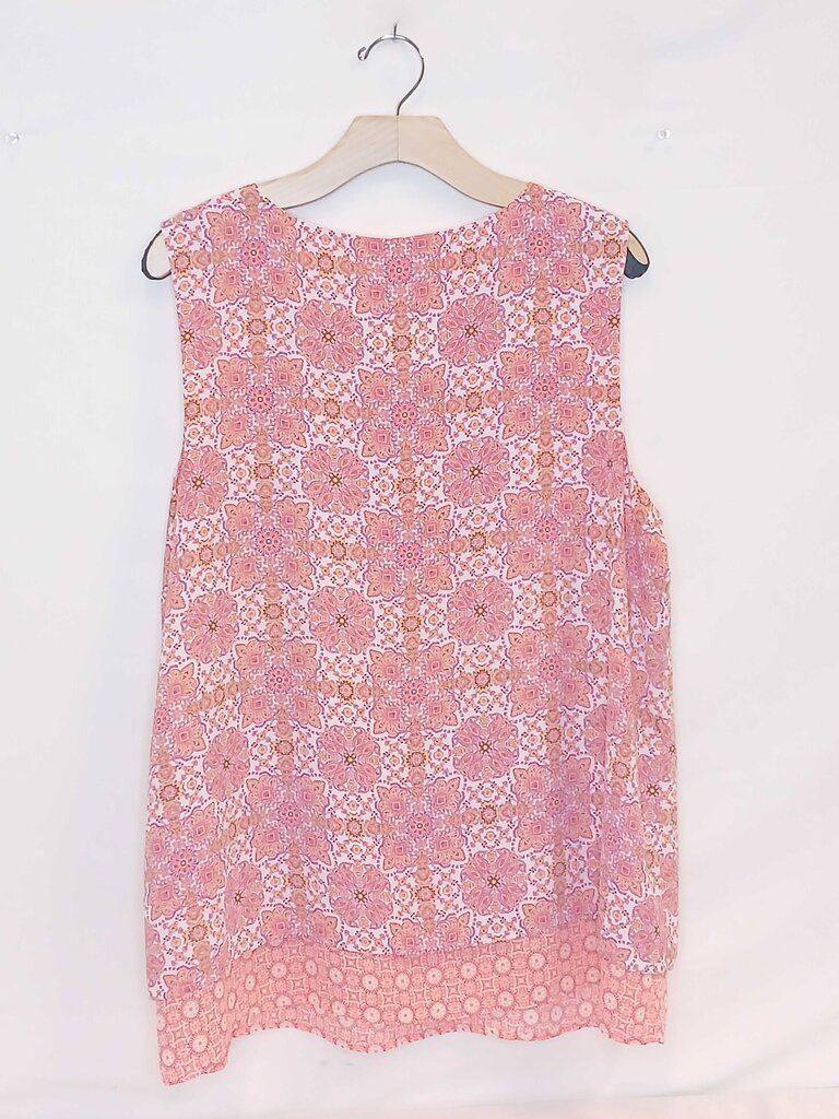 Sleeveless Patterned Top