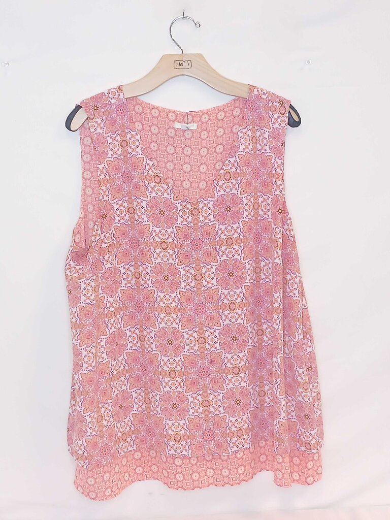 Sleeveless Patterned Top