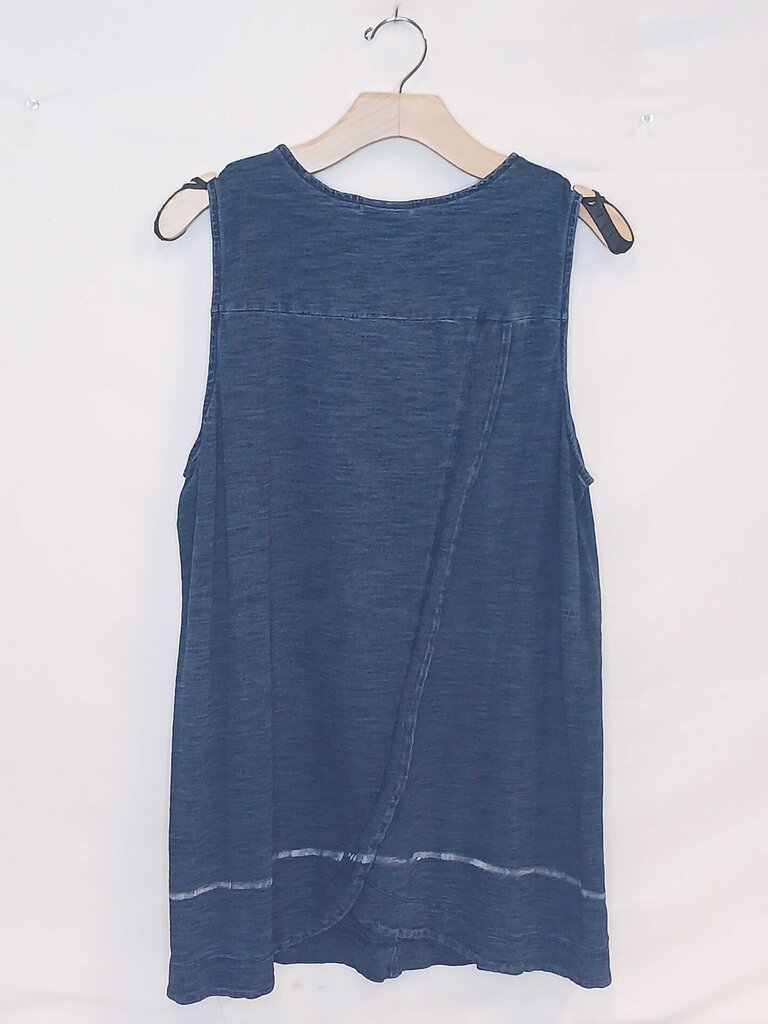 Sleeveless Top