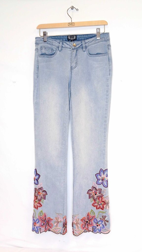 Azi Flower Embroidered Jeans