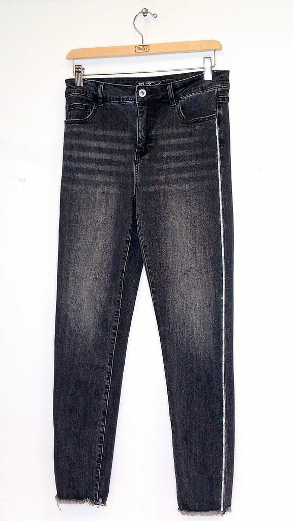 Frank Lyman Jeans Gem Seam Pants