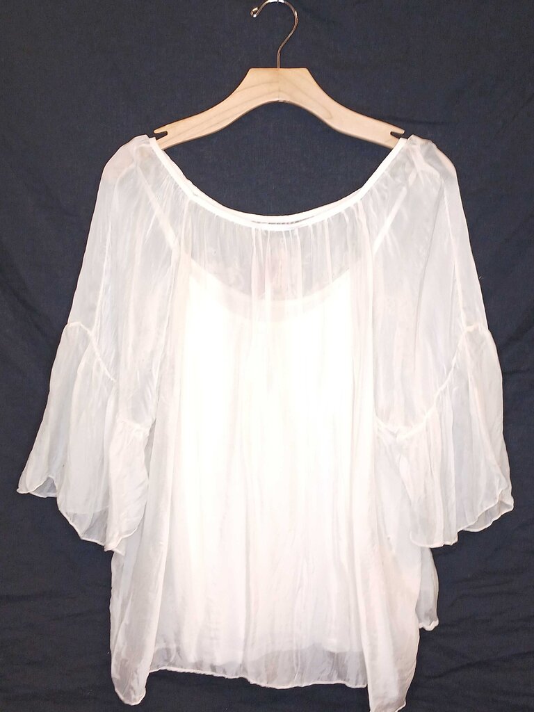 angela moda Flowy Floral Sheer Blouse