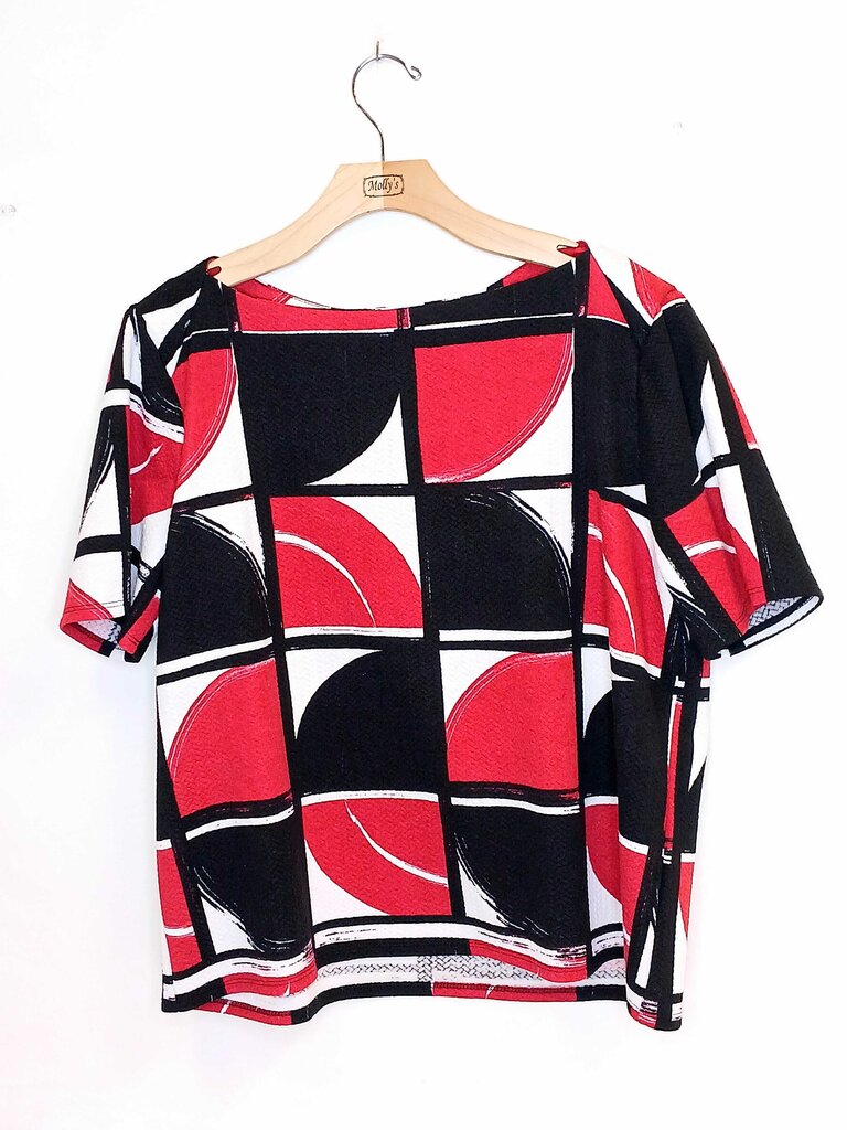 Chicos Short Sleeve Geometric Patterned Top