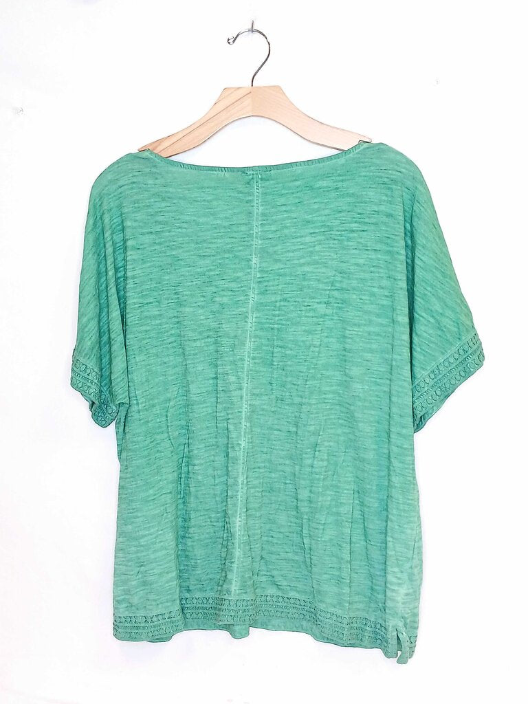 Chicos Short Sleeve Embroidered Hem Top