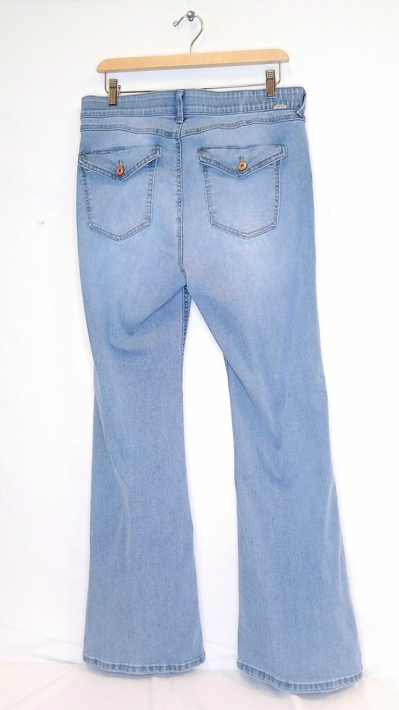 Sound Style French Fit & Flare Pants