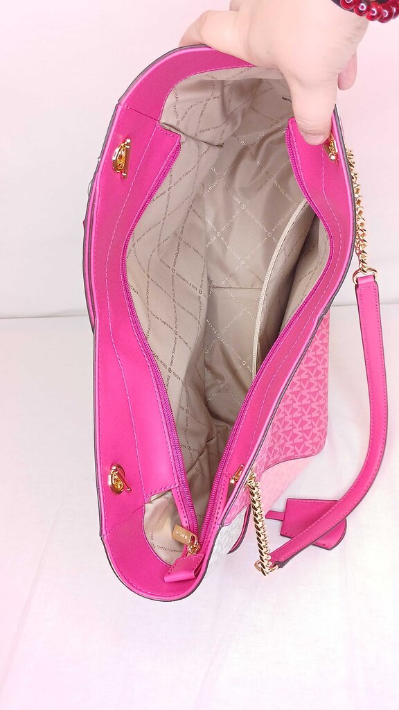 Michael Kors Monogram Jet Set