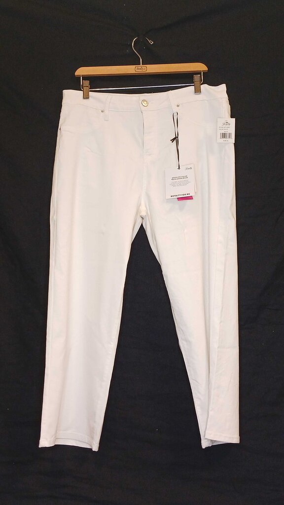 Cropped Pants
