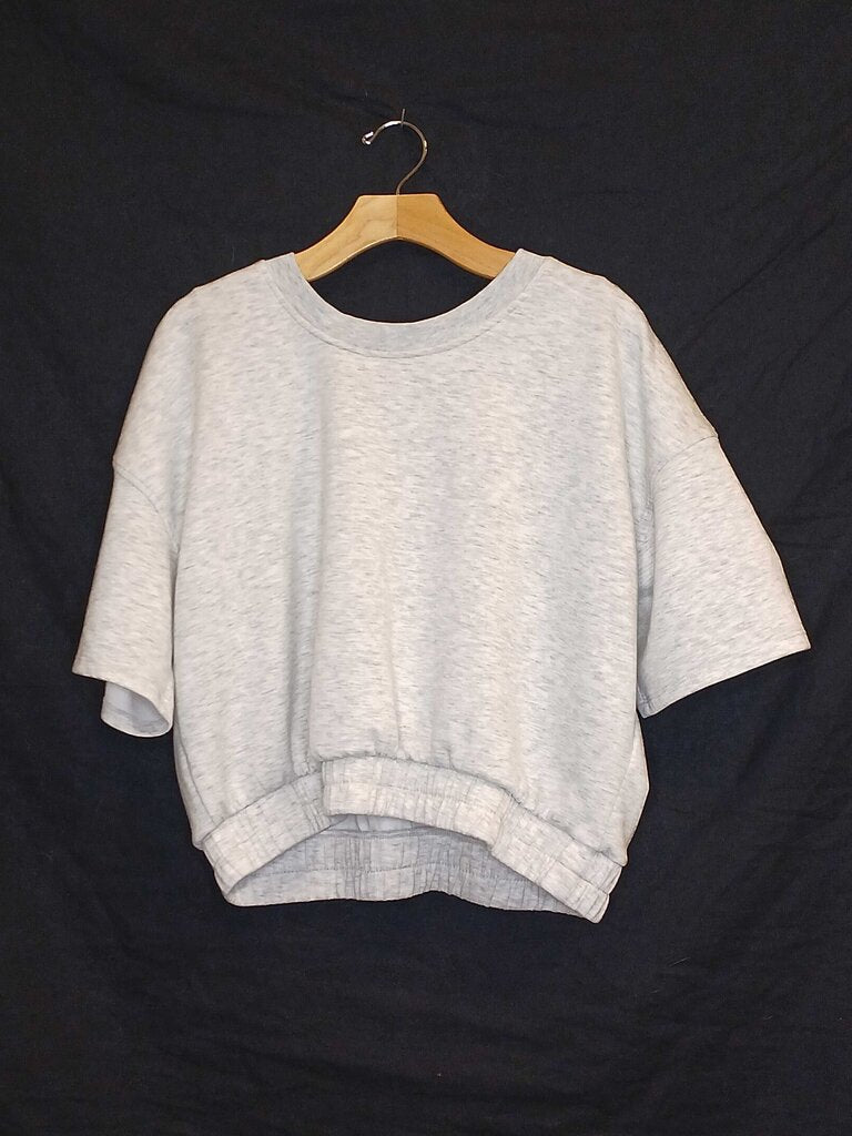 All Brand Short Sleeve Cropped top