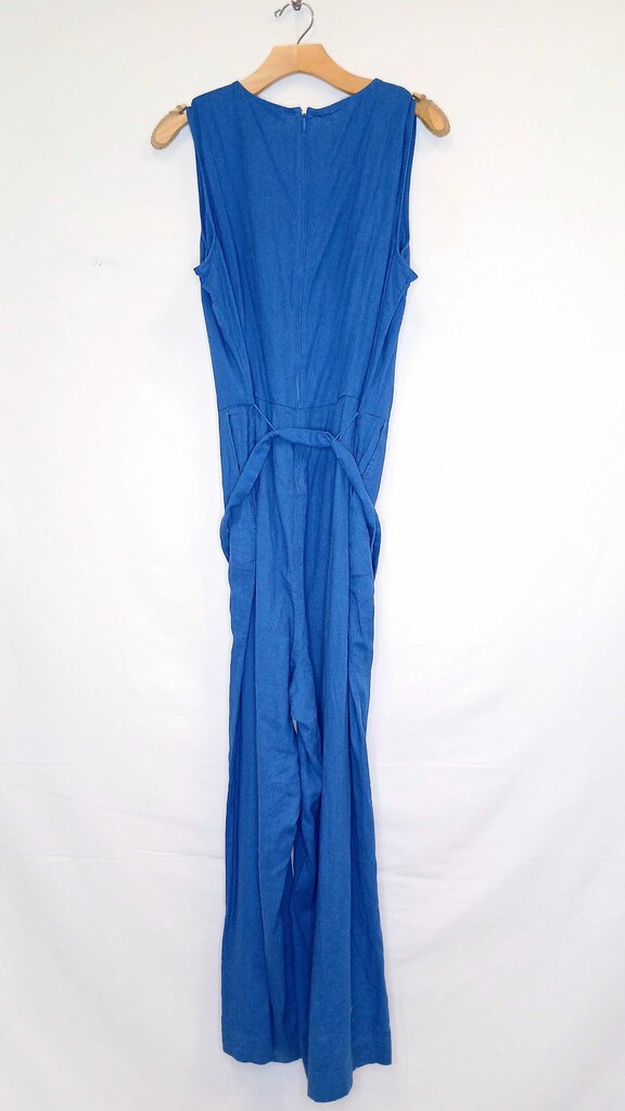 Loft Sleeveless Jumpsuit W Belt