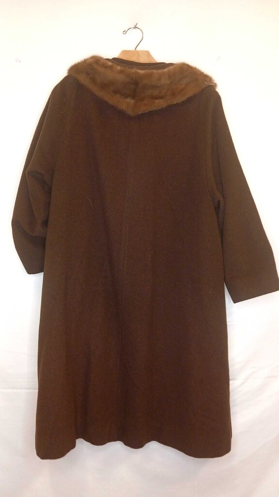 Salm's Vintage ASIS Wool Coat With Fur Neck