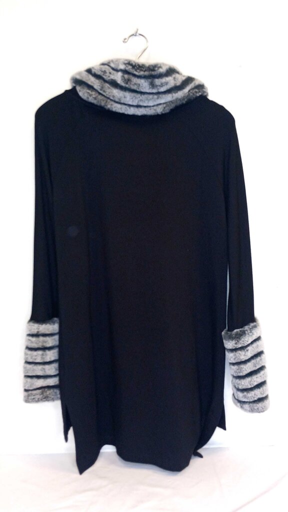 Soft Surroundings Faux Fur Trim Top