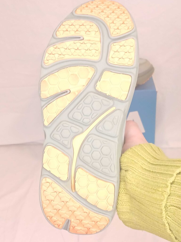 Hoka One One Moss Green Sneaker