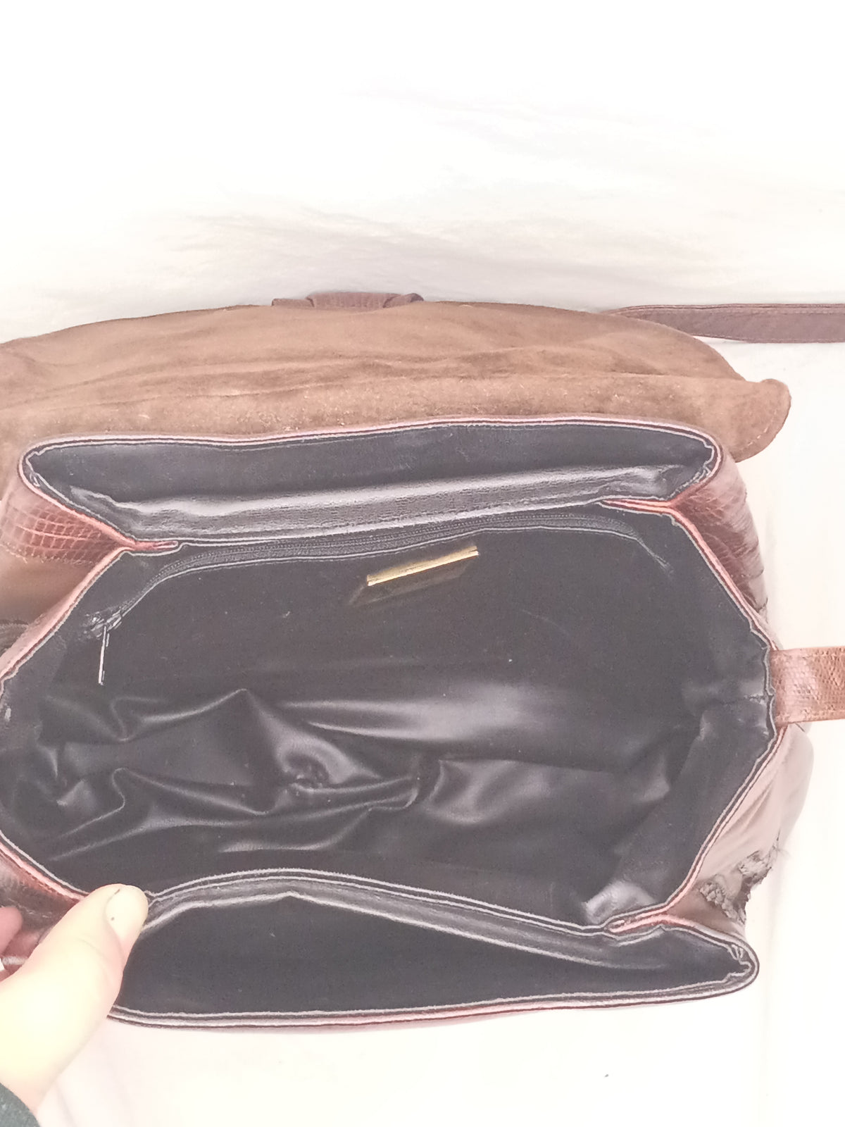 Vintage Sharif Crossbody