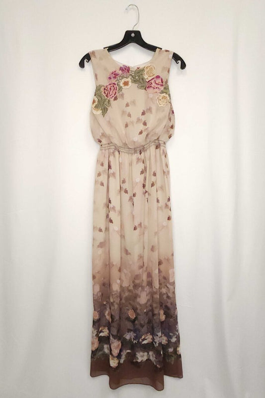 Chelsea & Violet Sleeveless Embroidered Dress