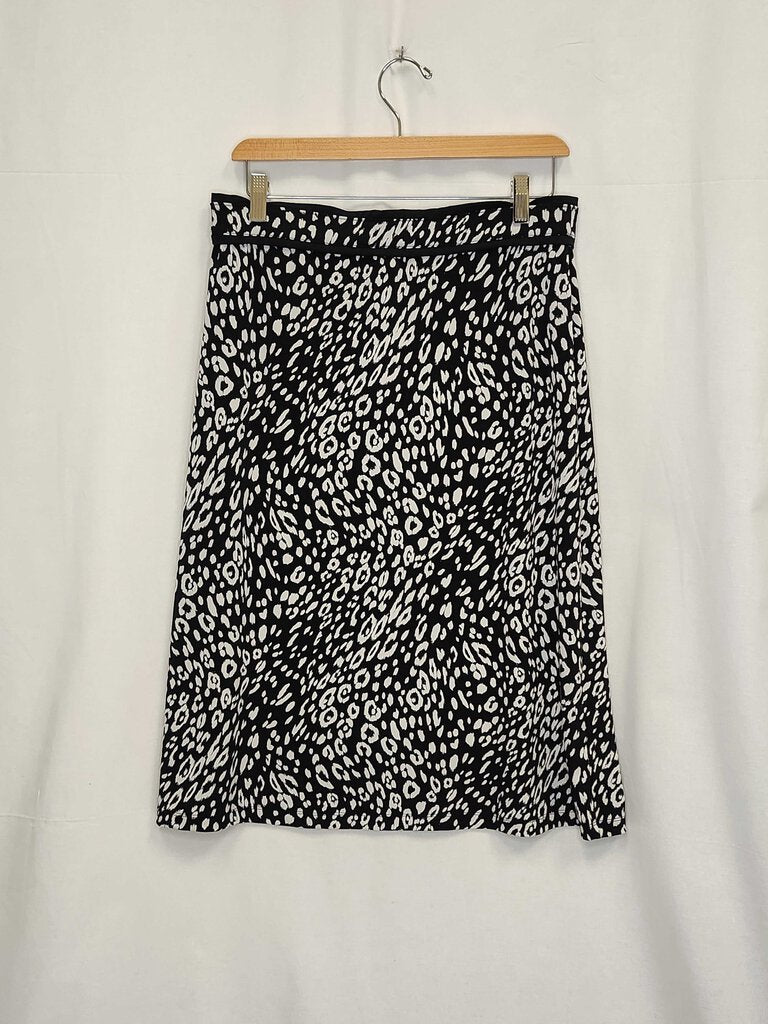 Chicos Patterned Skirt