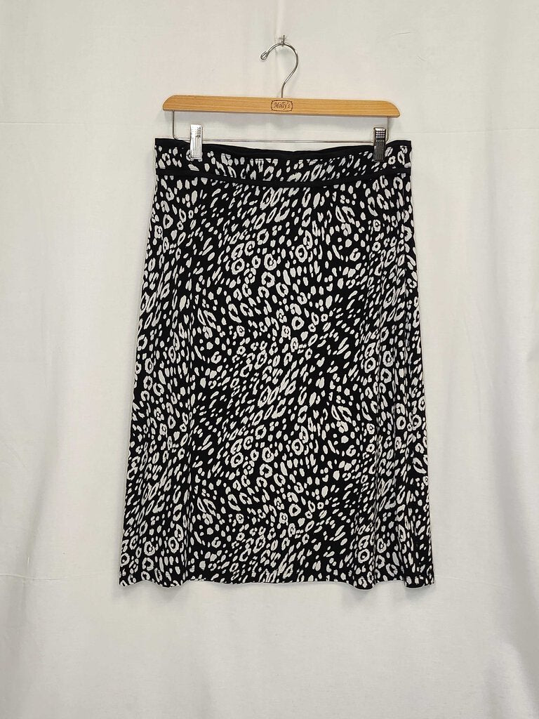 Chicos Patterned Skirt