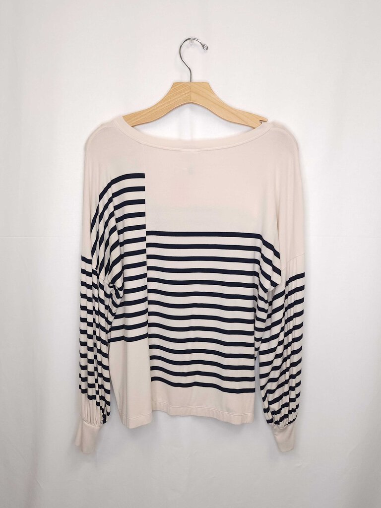 Cabi Long Sleeve Top