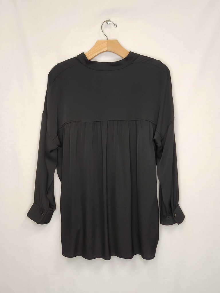 Vince Camuto Long Sleeve Top