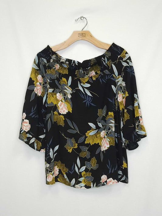 Papillon Floral Short Sleeve Top