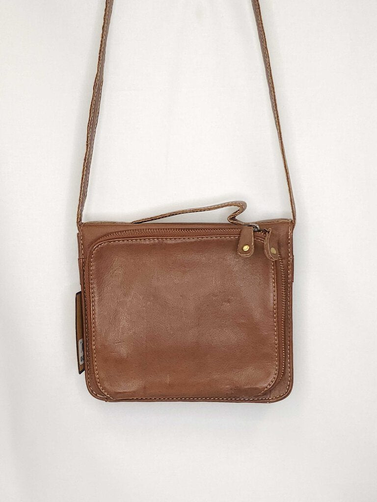 G.H. Bass & Co Crossbody Purse