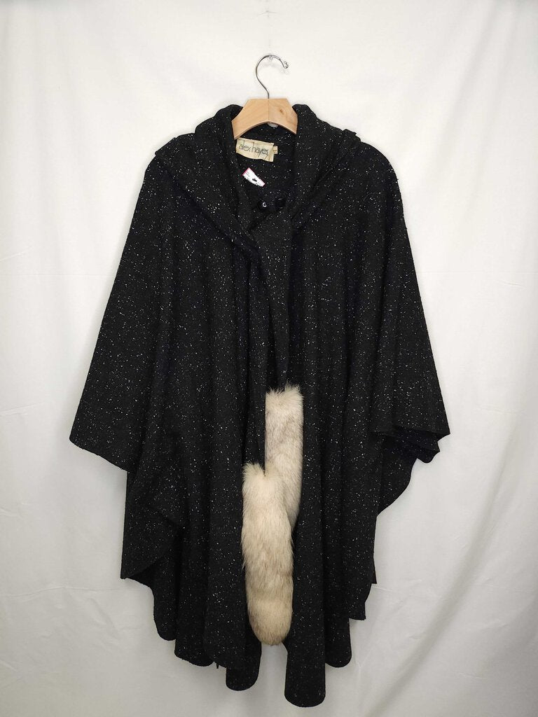 Alex Hayes Heavy Poncho with Fur Tassel Vintage 1980s