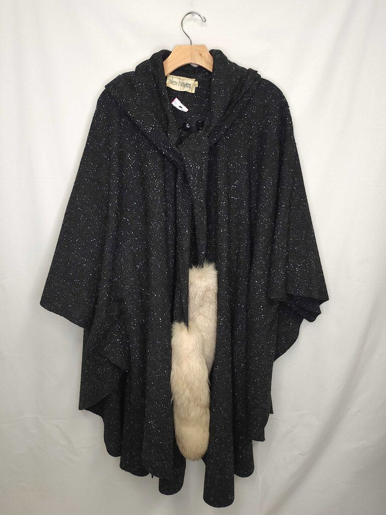 Alex Hayes Heavy Poncho with Fur Tassel Vintage 1980s