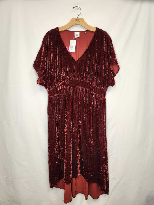 Cabi Velvet Dress