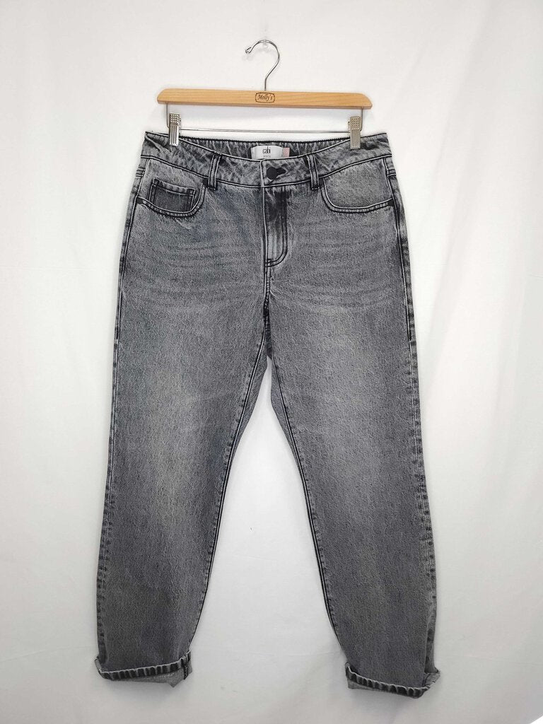 Cabi Boyfriend Jeans