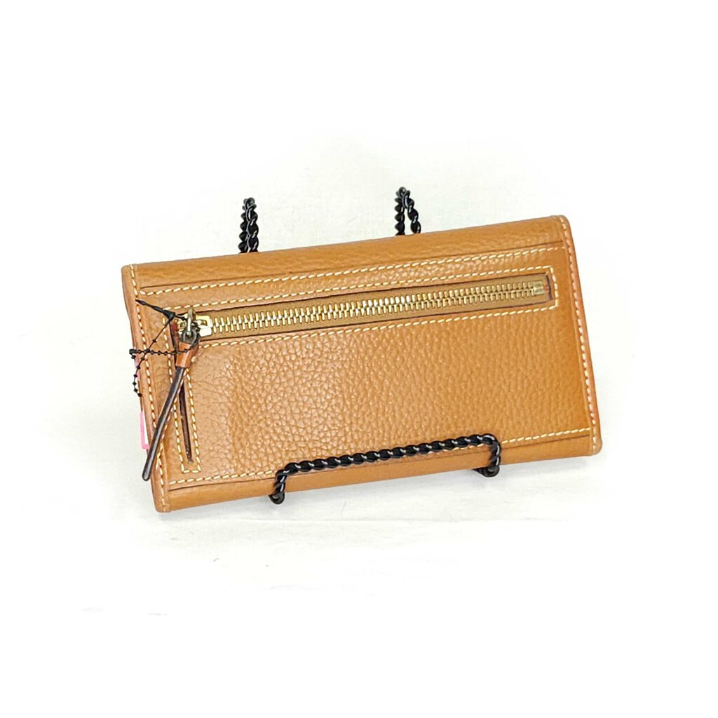 Dooney & Bourke Pebble Grain Continental Clutch Wallet