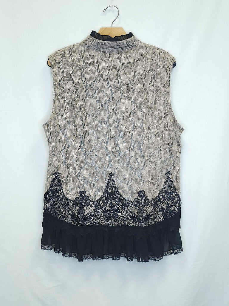 Alberto Makali Lacey Vest