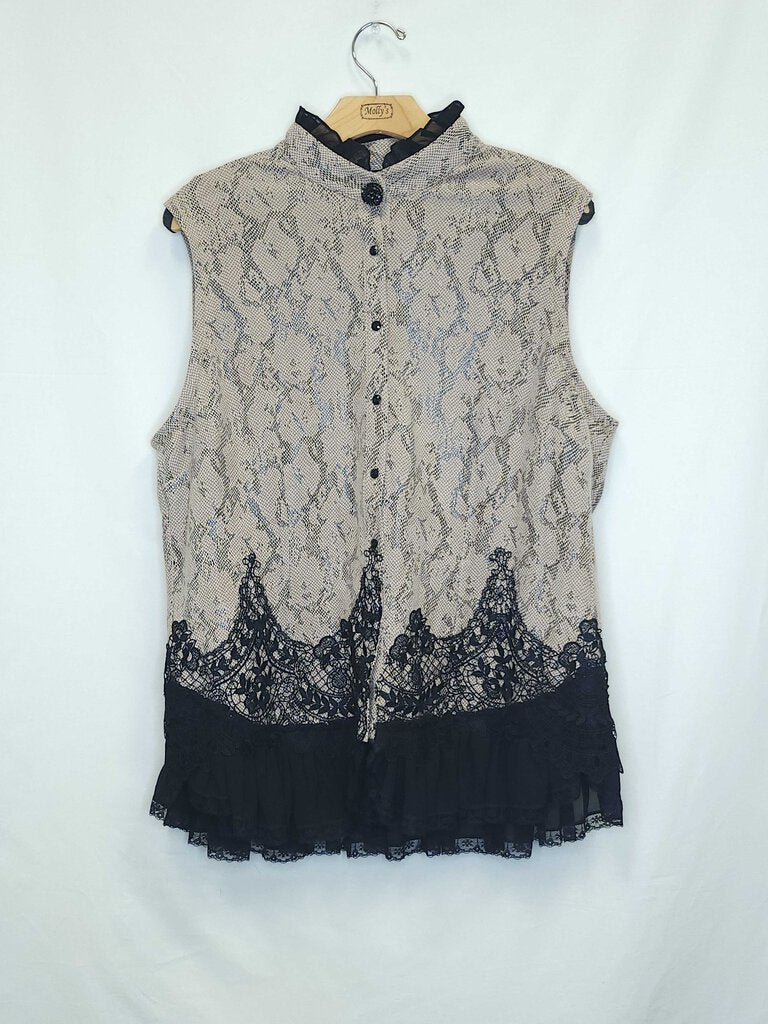 Alberto Makali Lacey Vest