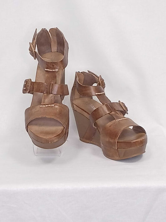 Antelope Brush Leather Strap Sandals