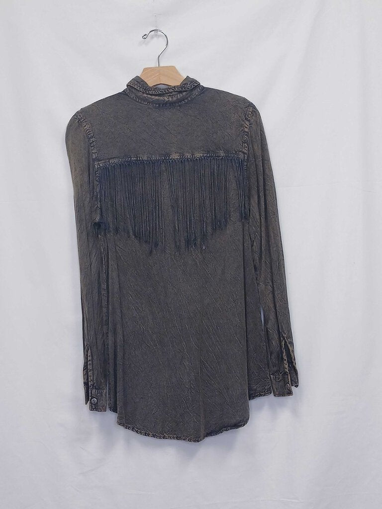 Lola P Fringe Long Sleeve Top