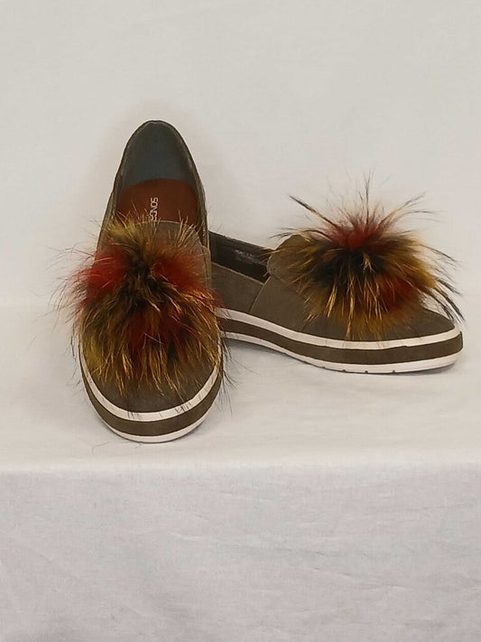 Sondra Roberts Pom Pom Flats