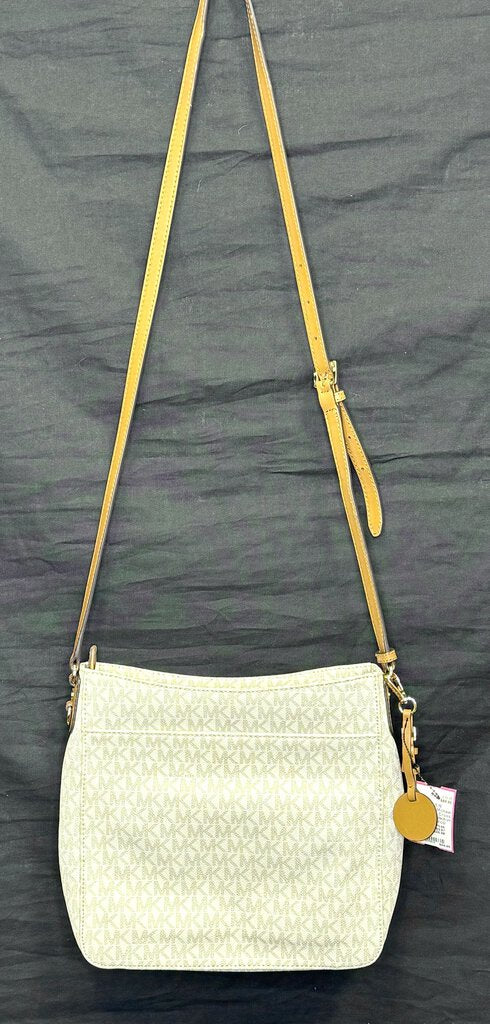 Michael Kors Jet Set Cross Body