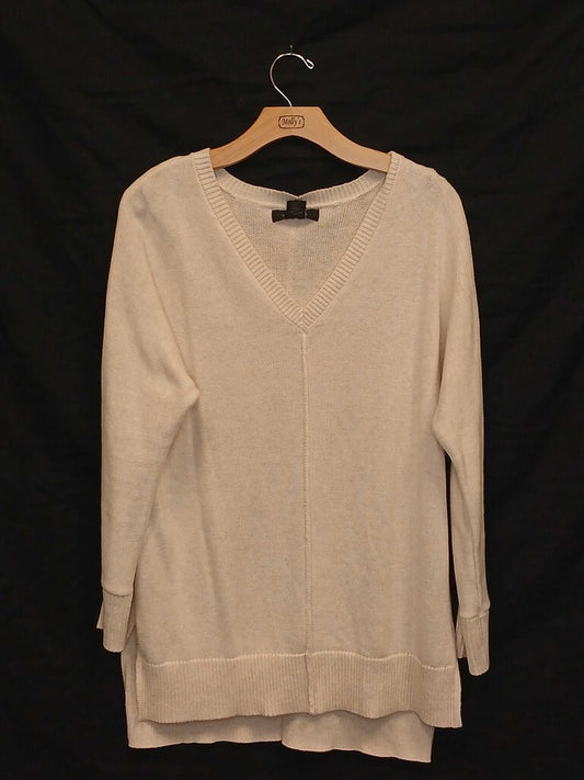 Tahari Long Sleeve Sweater