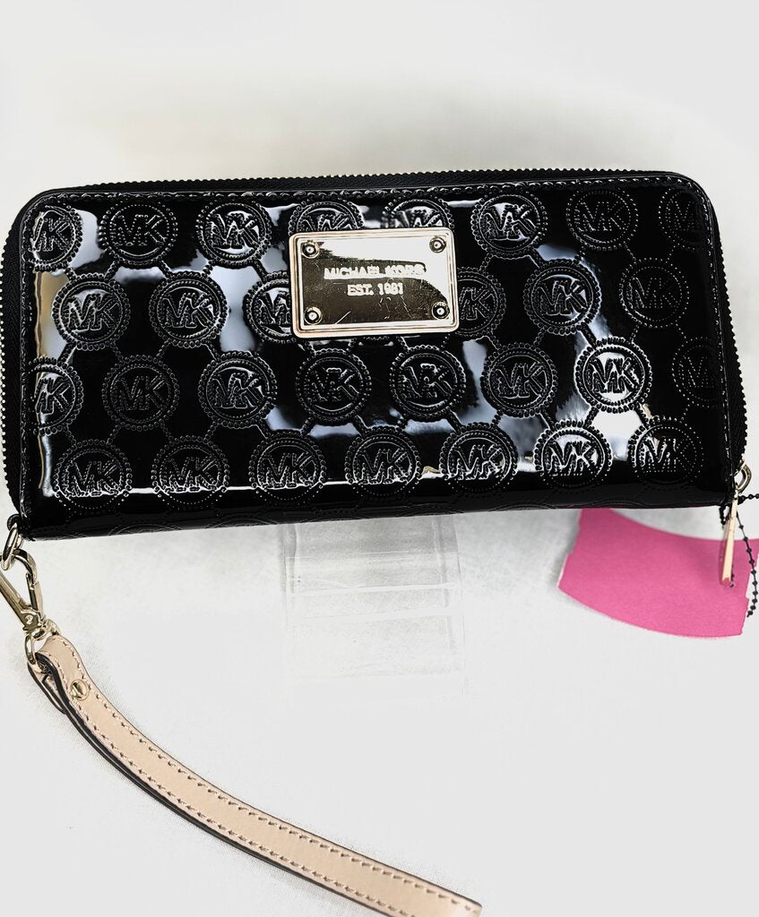 Micheal Kors Wallet Wristlet